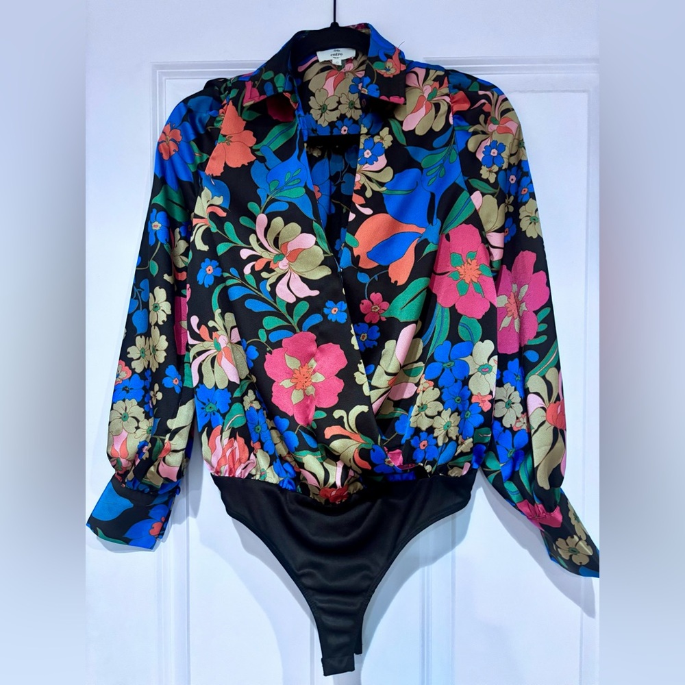 Entro Floral Blouse - Blue and Pink